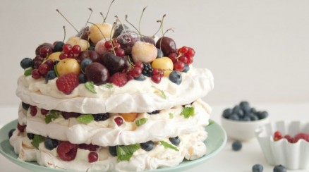 Iron_Chef_Shellie_Layered_Pavlova_FEATURE IMAGE
