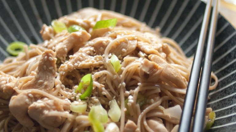 Chicken Soba Noodles « Iron Chef Shellie