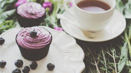 Lemon Poppseed Cupcakes_FEATURE IMAGE