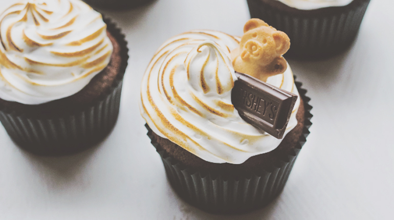 Smore Cupcakes - FEATURE IMAGE