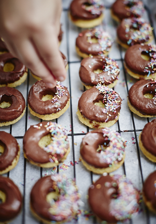 Sprinkling Donuts