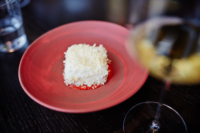 Noma-Australia_rum-lamington