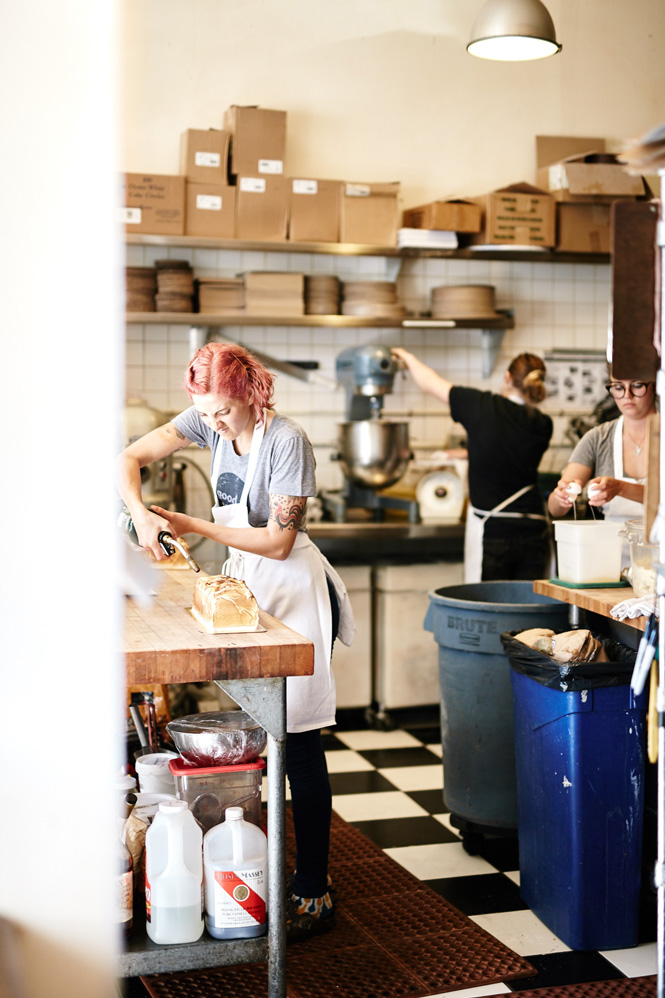 Tartine-Bakery_behind-the-scenes