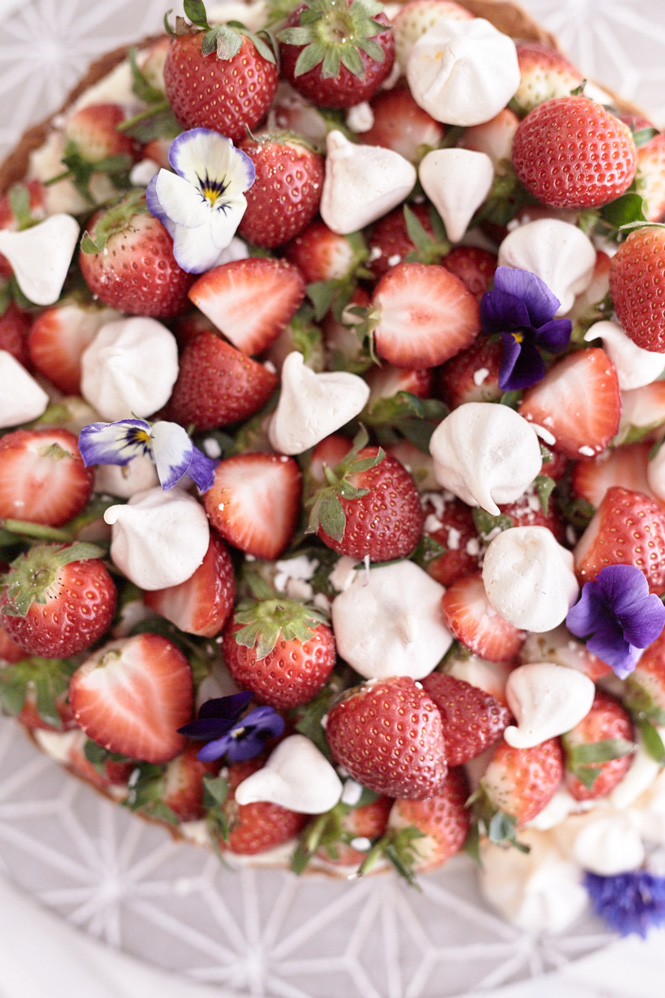 summery-strawberry-tart-9751