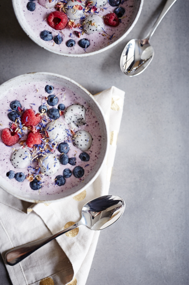 Dragon Fruit Smoothie Bowls - 6115