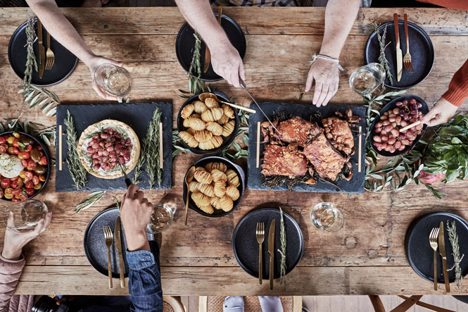 Maxwell-and-williams-table-lunch