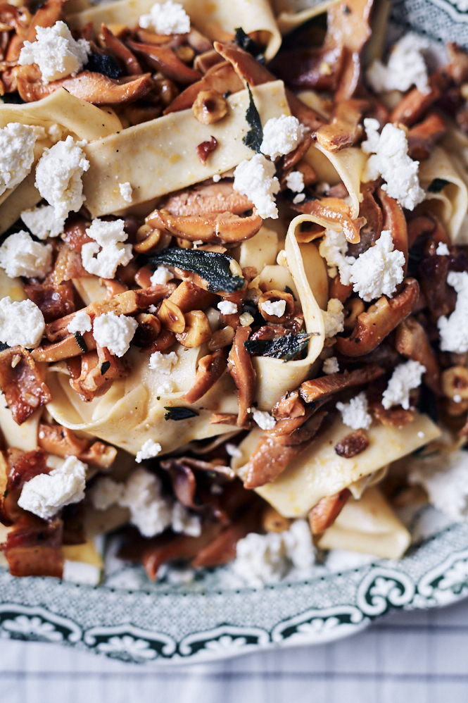 Pine Mushroom Pasta