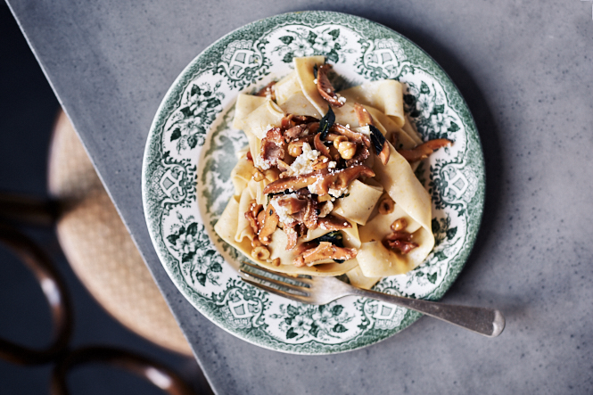 Pine Mushroom Pasta