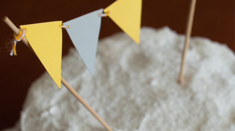 Iced Vovo Cake - Feature image