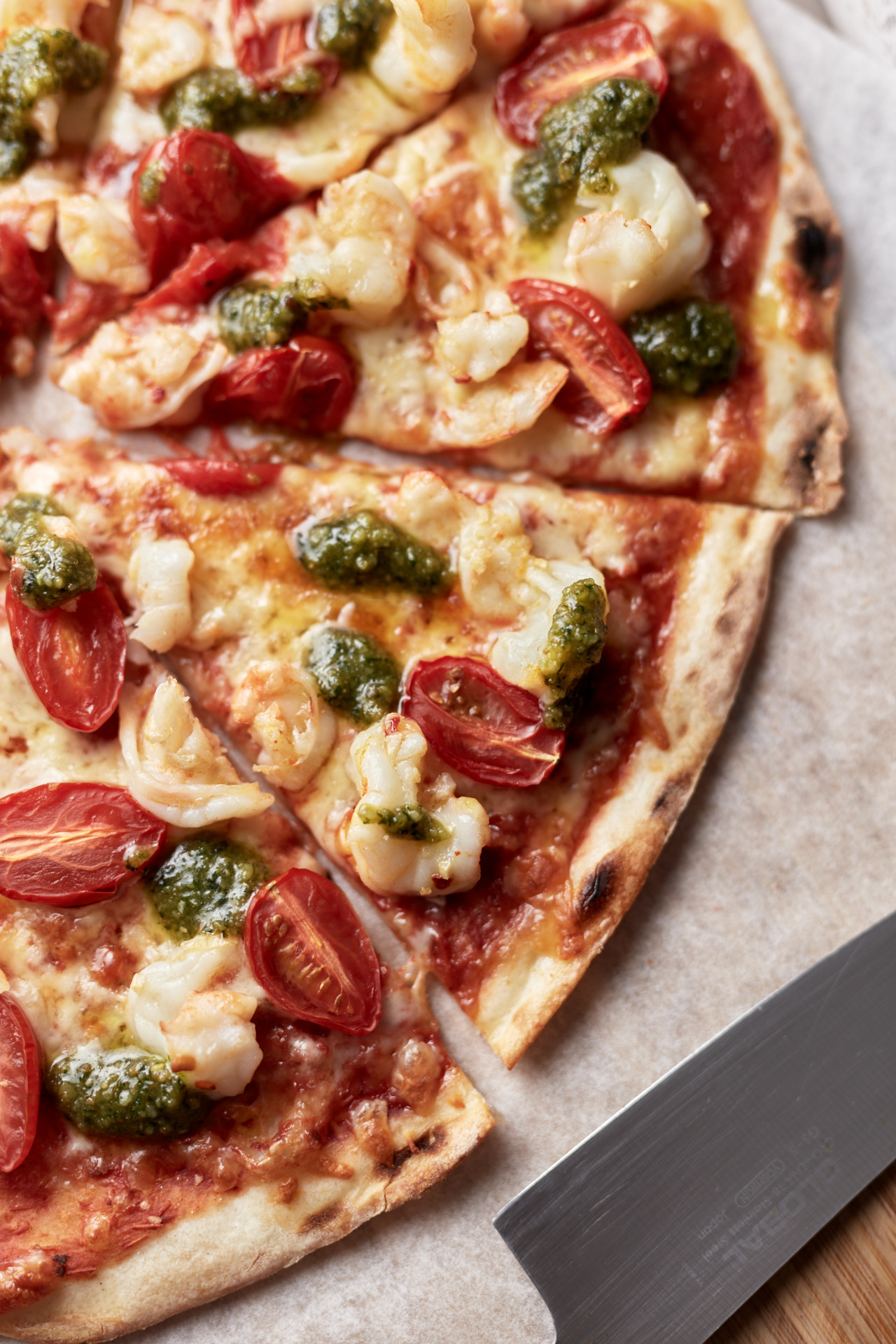 Garlic Prawn & Pesto Pizza « Iron Chef Shellie