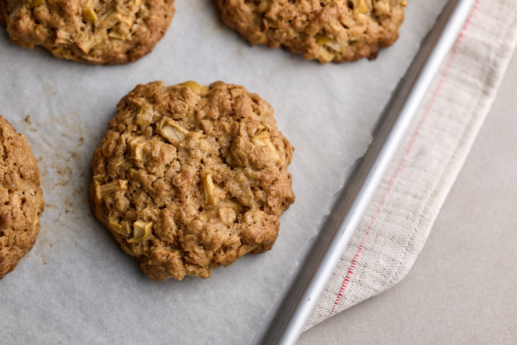 Apple Crumble Cookies - Iron Chef Shellie