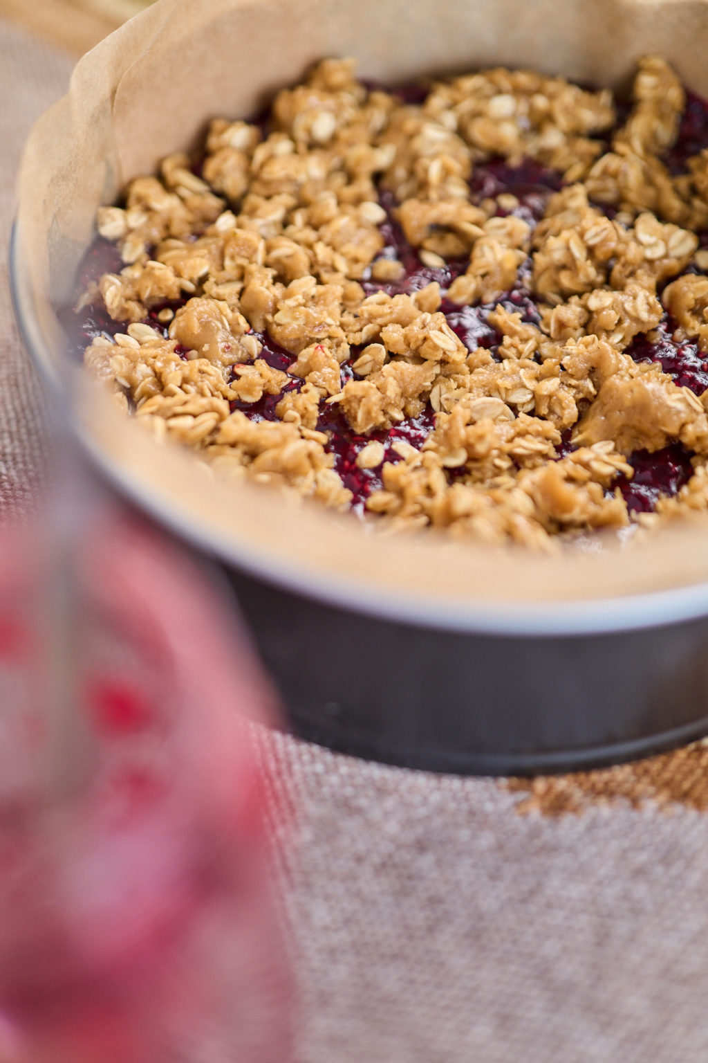Yummy Iron Raspberry Raspberry Jam Oat Slice « Iron Chef Shellie